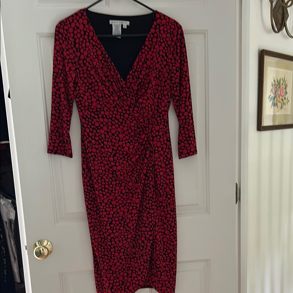 Maggy London Red and Black Long Sleeve Dress Size 4
